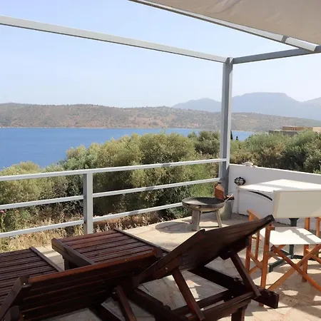 Tatil Evi Ageranos Vathi