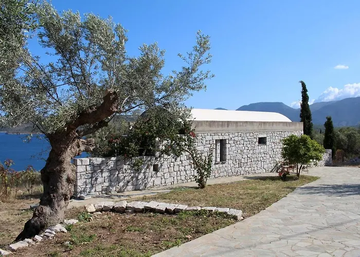 Ageranos Vathi (Peloponnese)