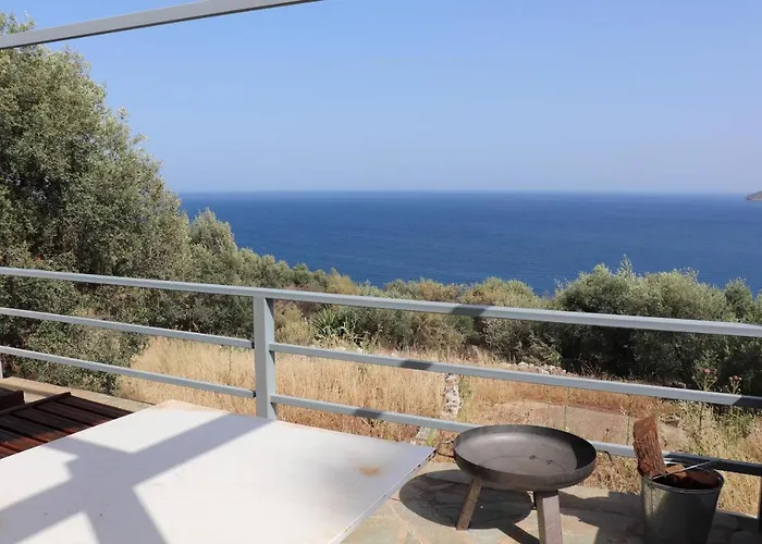 Holiday home Ageranos